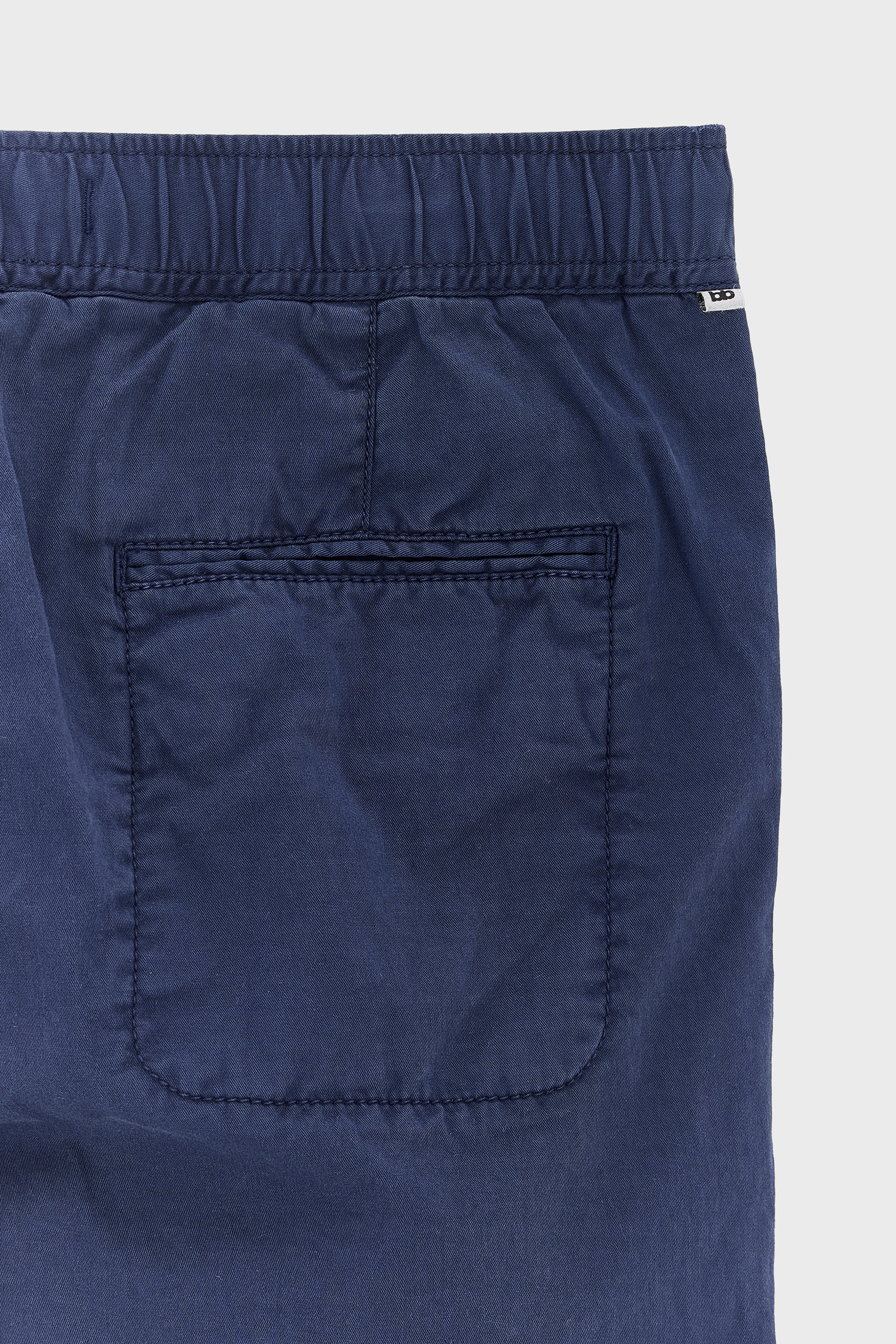 Pharel tapered trousers (261 / B / CAPTAIN) - Image 5
