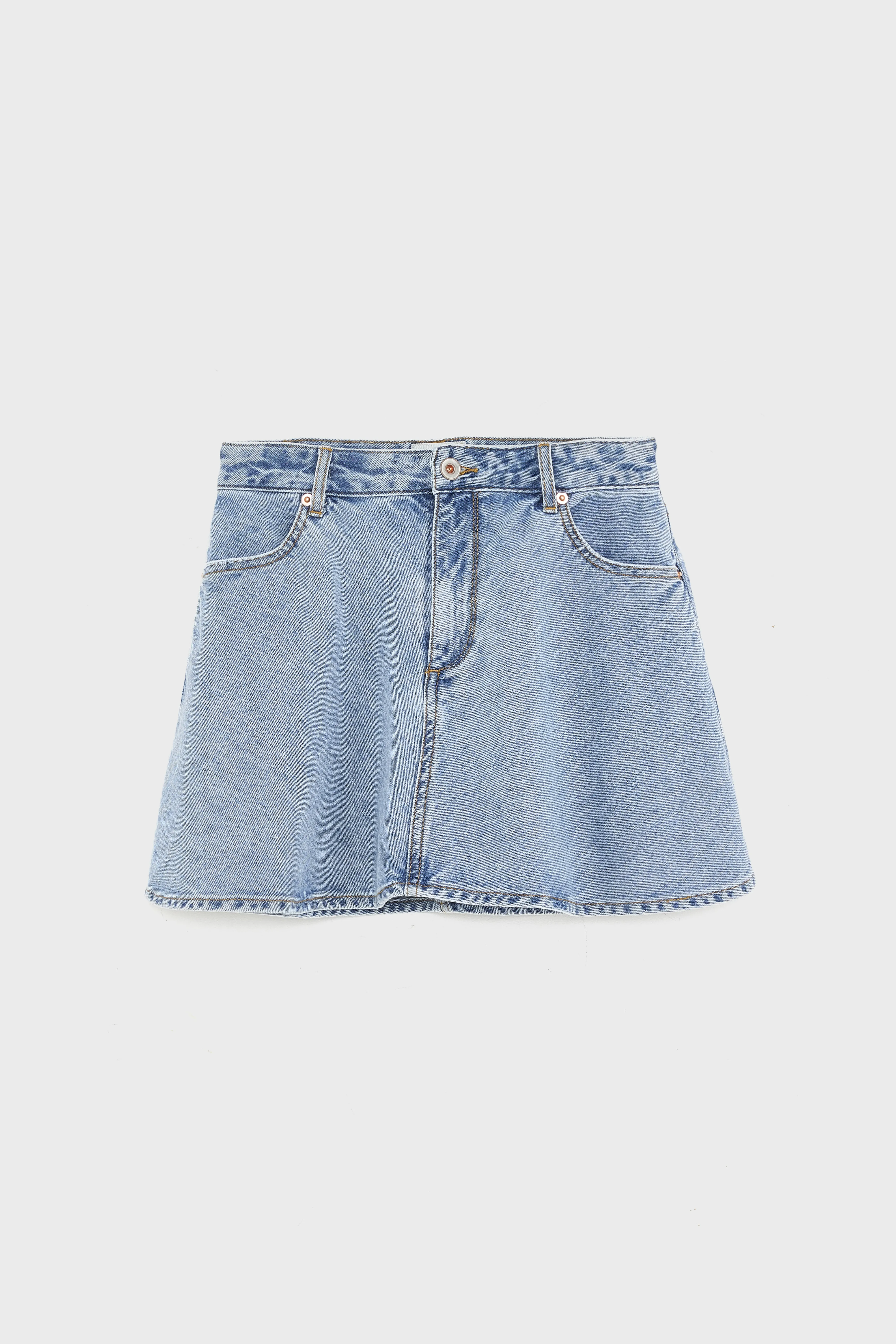 Pecan mini denim skirt (261 / G / MD BLUE BLEACH) - Image 2
