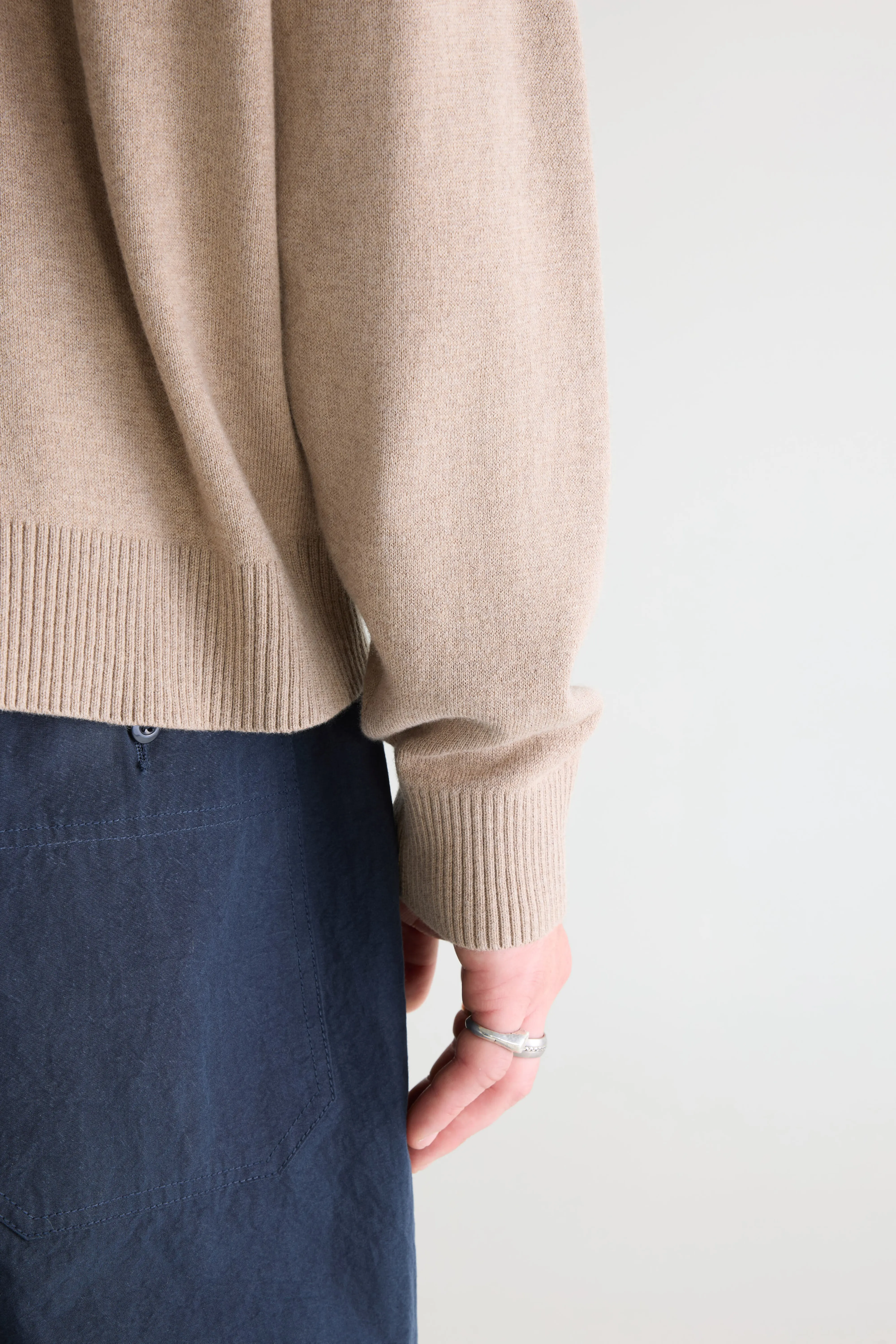 Geolem crewneck sweater  (261 / M / CHINO) - Image 5
