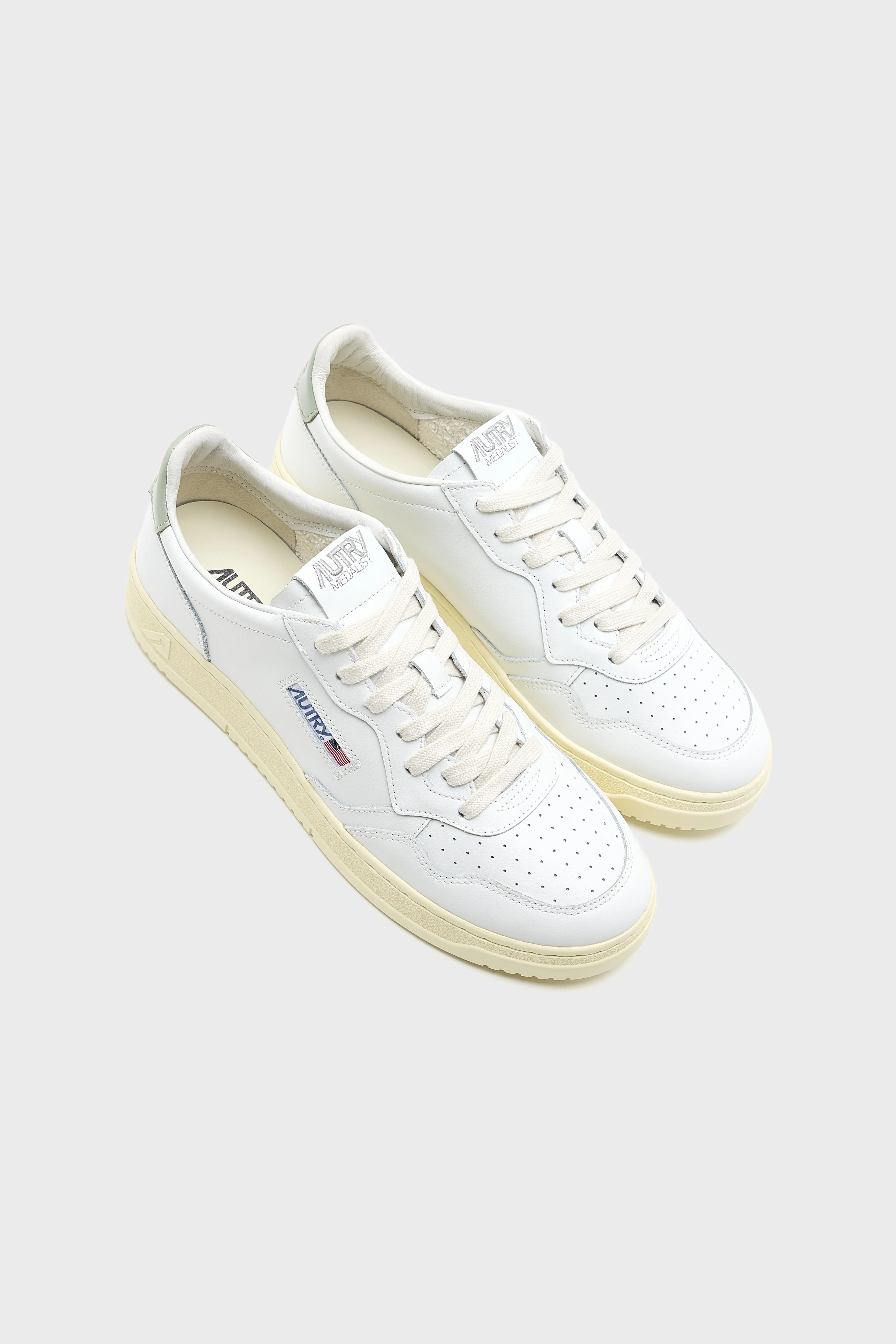 Medalist Low for Men  (261 / M / GRASS) - Image 7