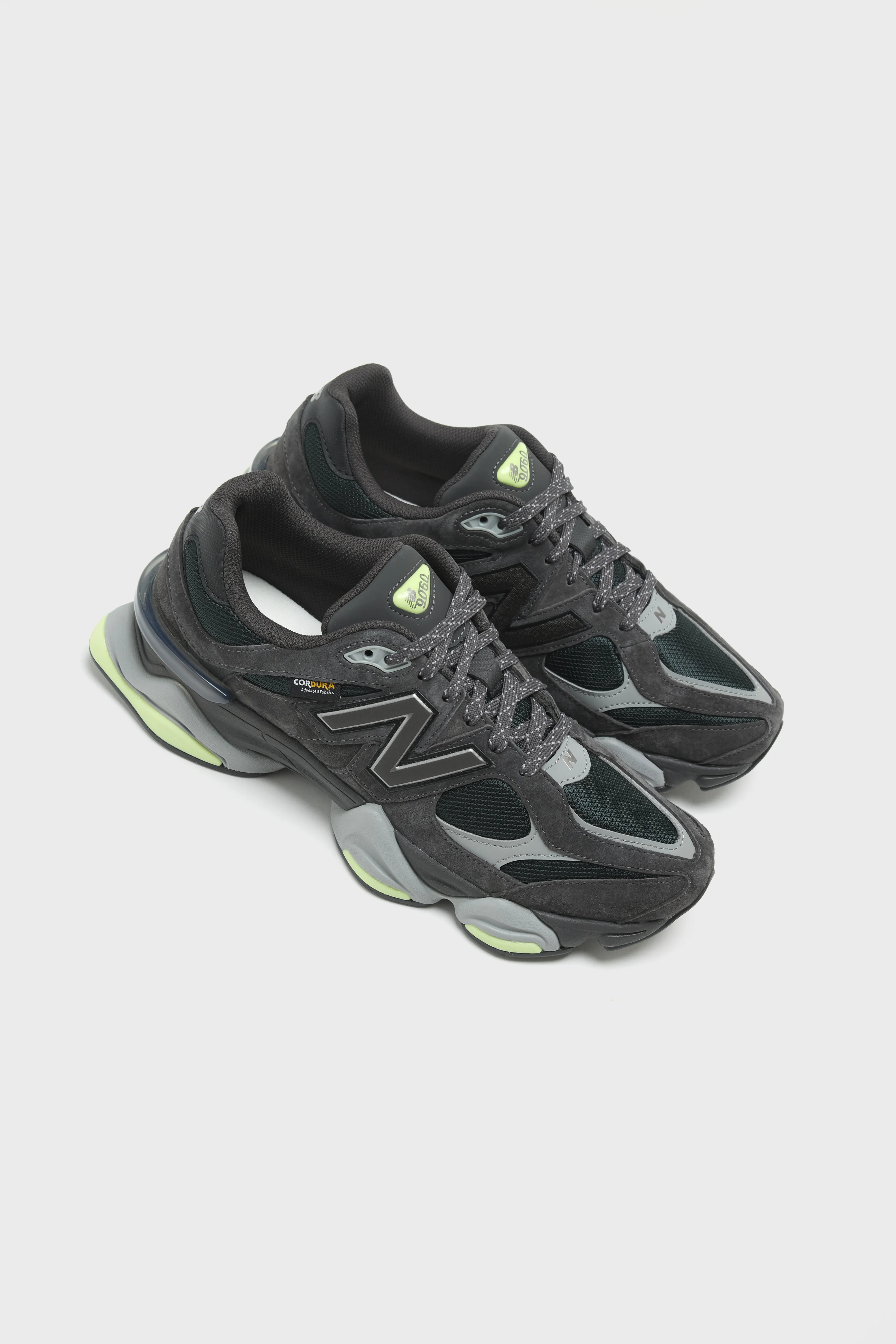 9060 for Men  (261 / M / CEMENT) - Image 7