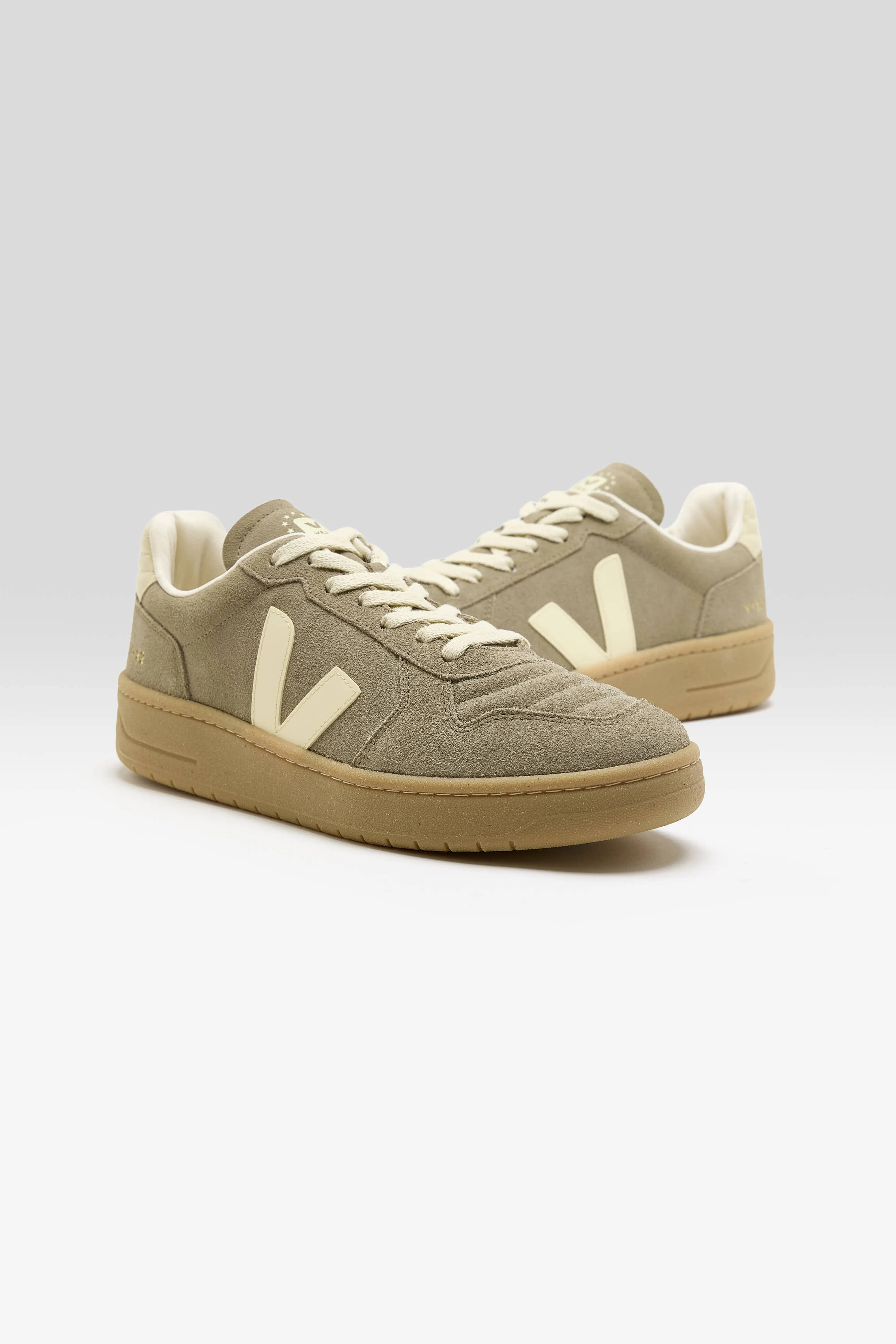 V-82 II Grained Leather for Men (261 / M / BROWN) - Image 3