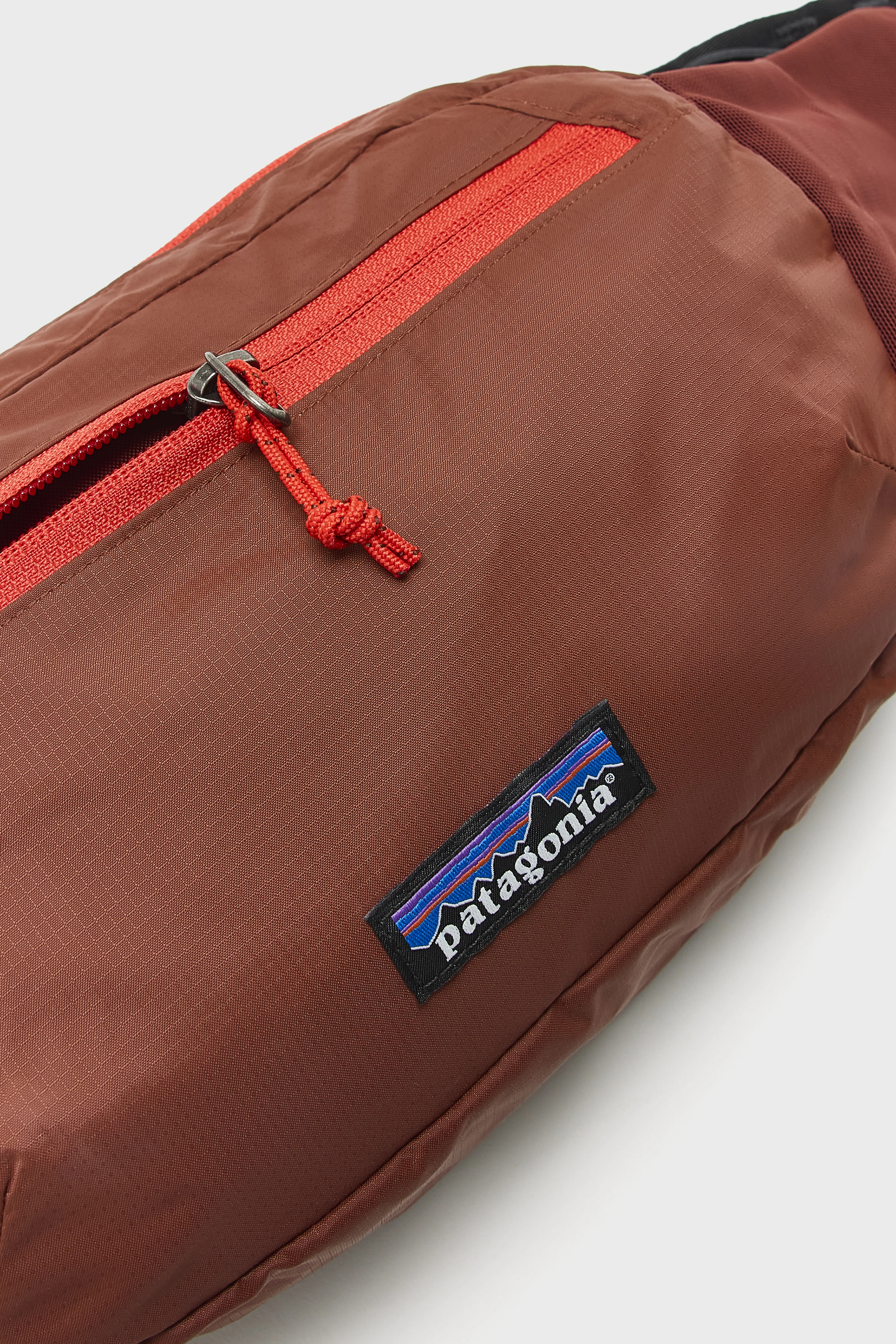 Terravia Hip Pack (252 / W / RED) - Image 5