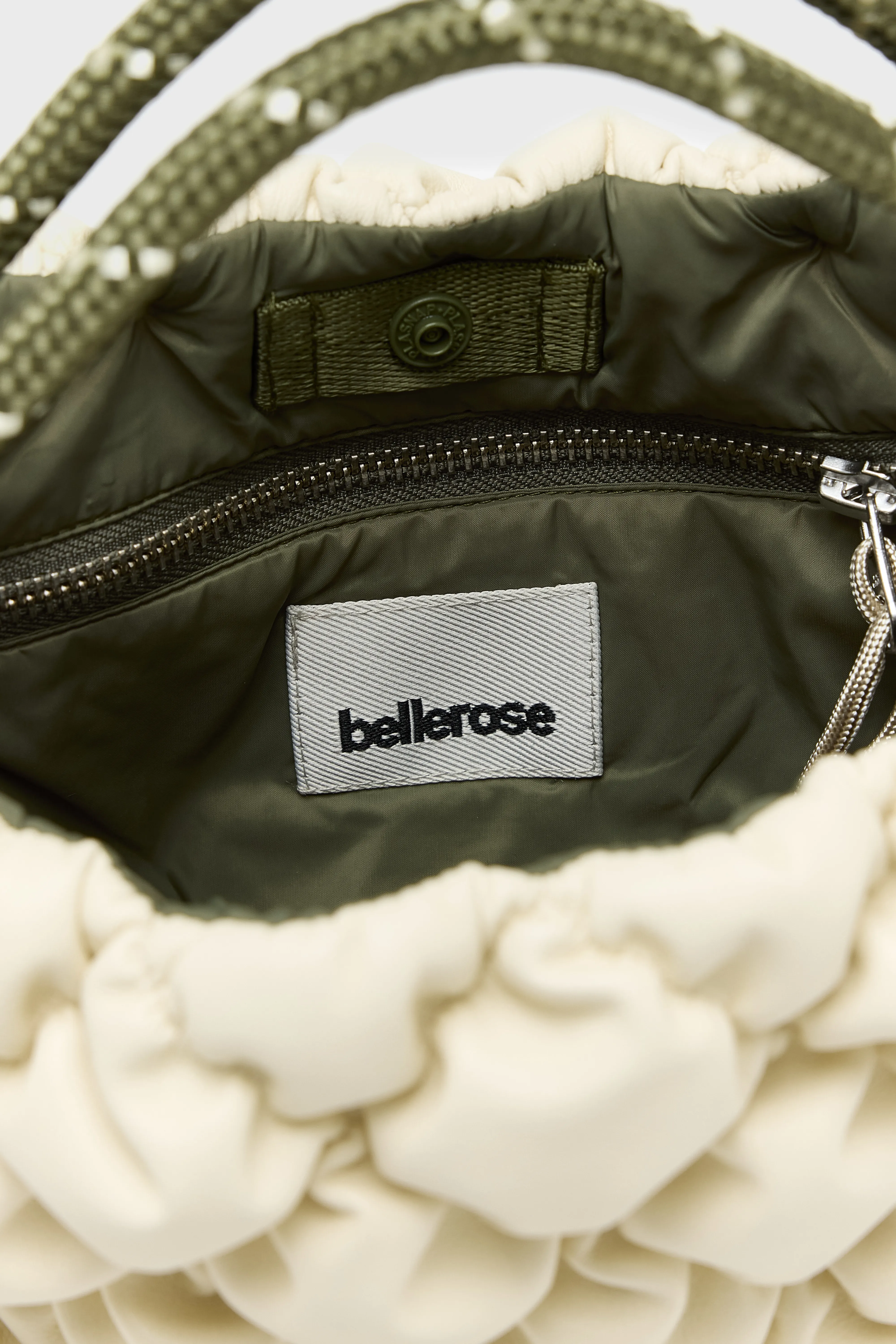 Helcro padded shoulder bag (261 / W / CREAM) - Image 5