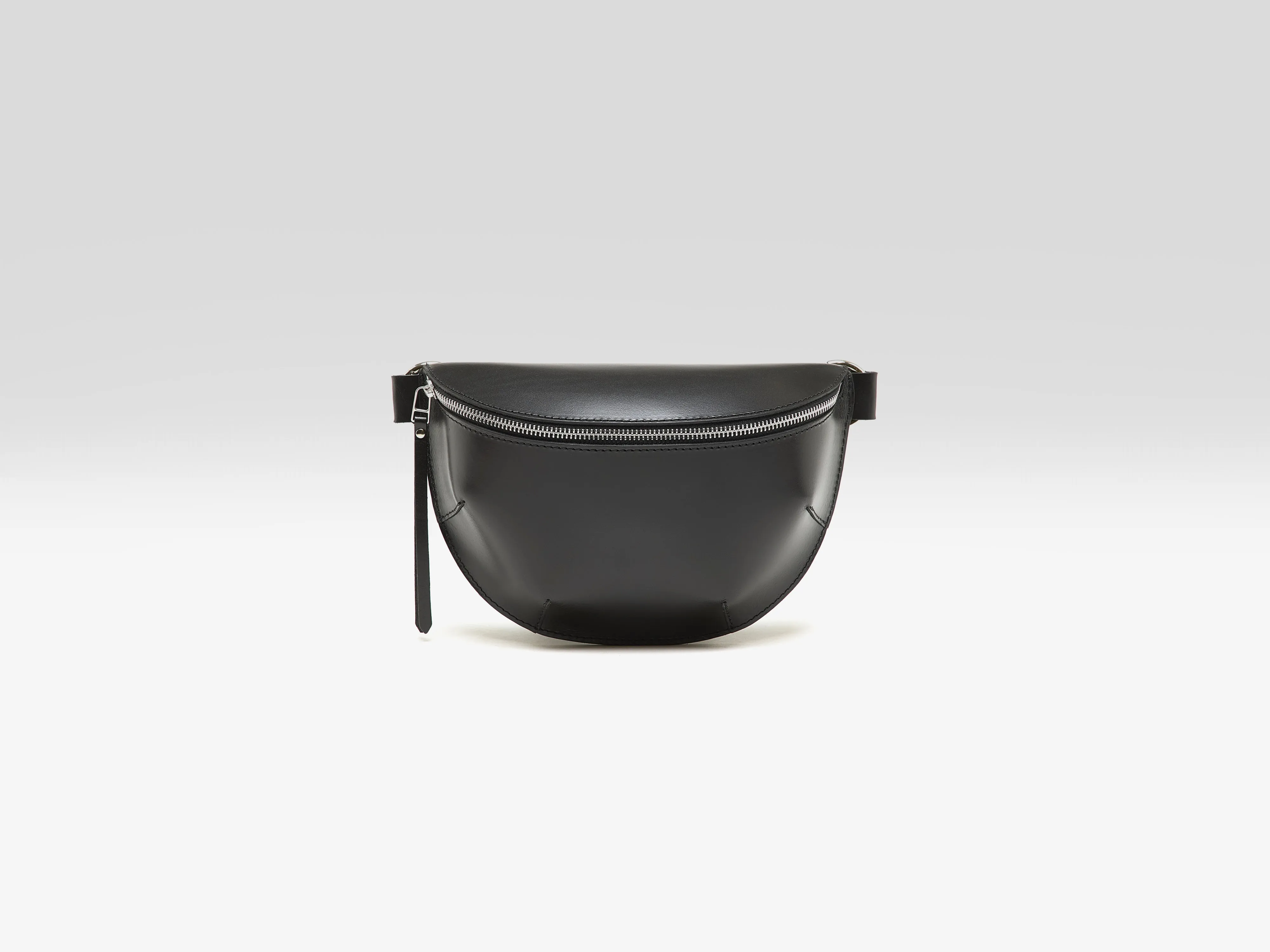 Rosie black leather sling bag (252 / W / BLACK)