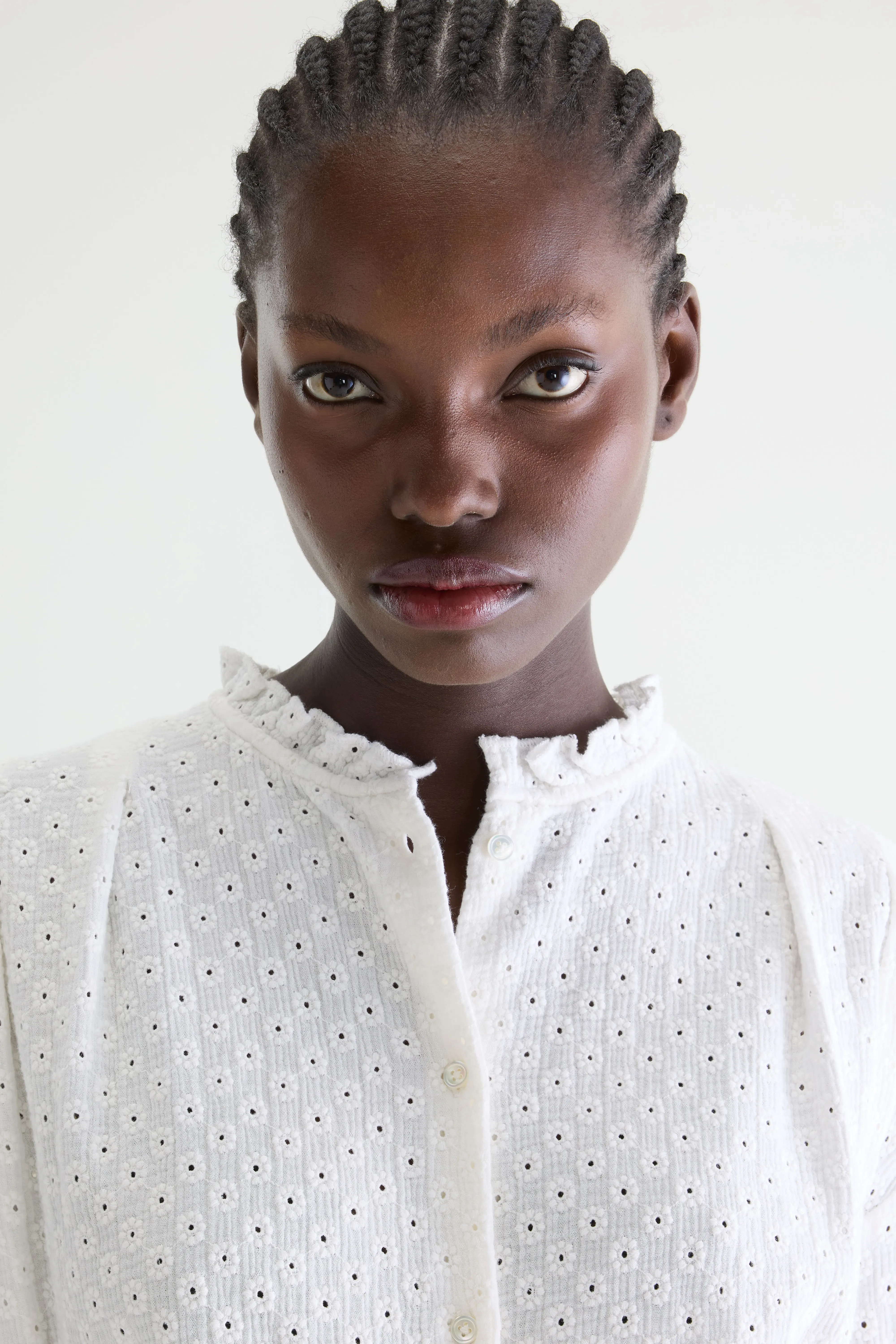 Chelsy embroidered blouse (261 / W / NATURAL) - Image 5