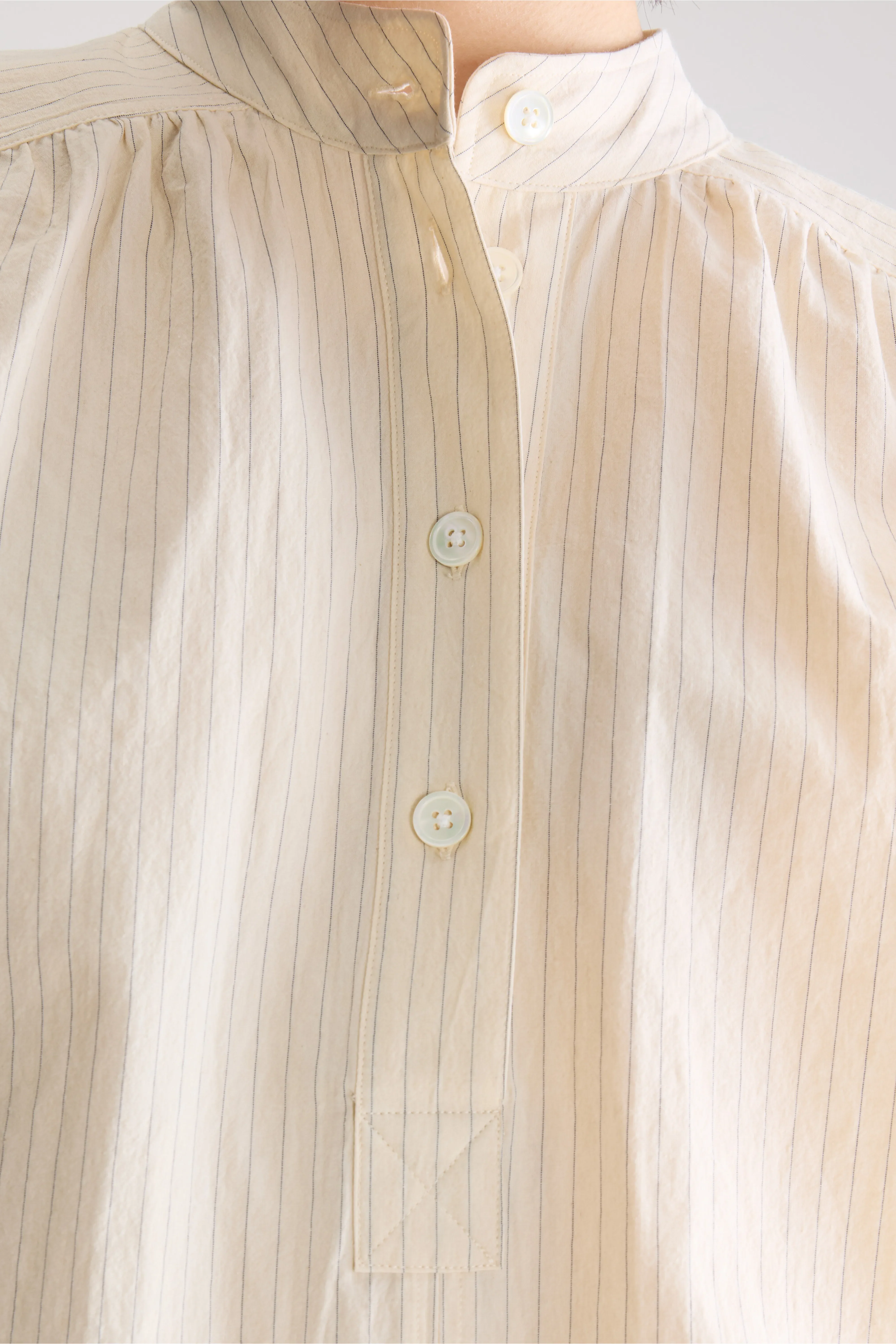 Pear short-sleeve blouse (261 / W / STRIPE A) - Image 6