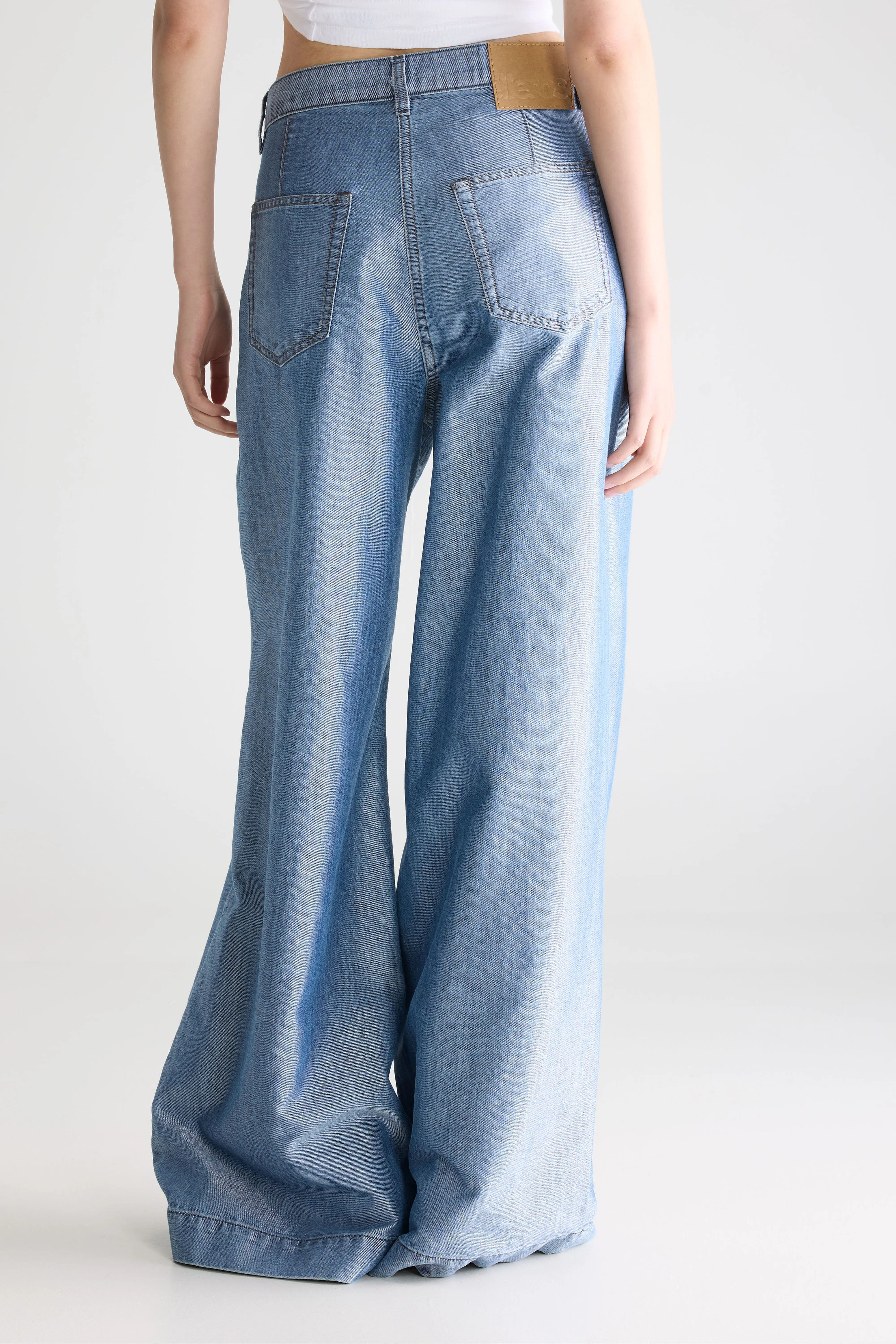 Denim N. 74 - super-wide jeans (261 / W / GLASSY BLUE) - Image 4