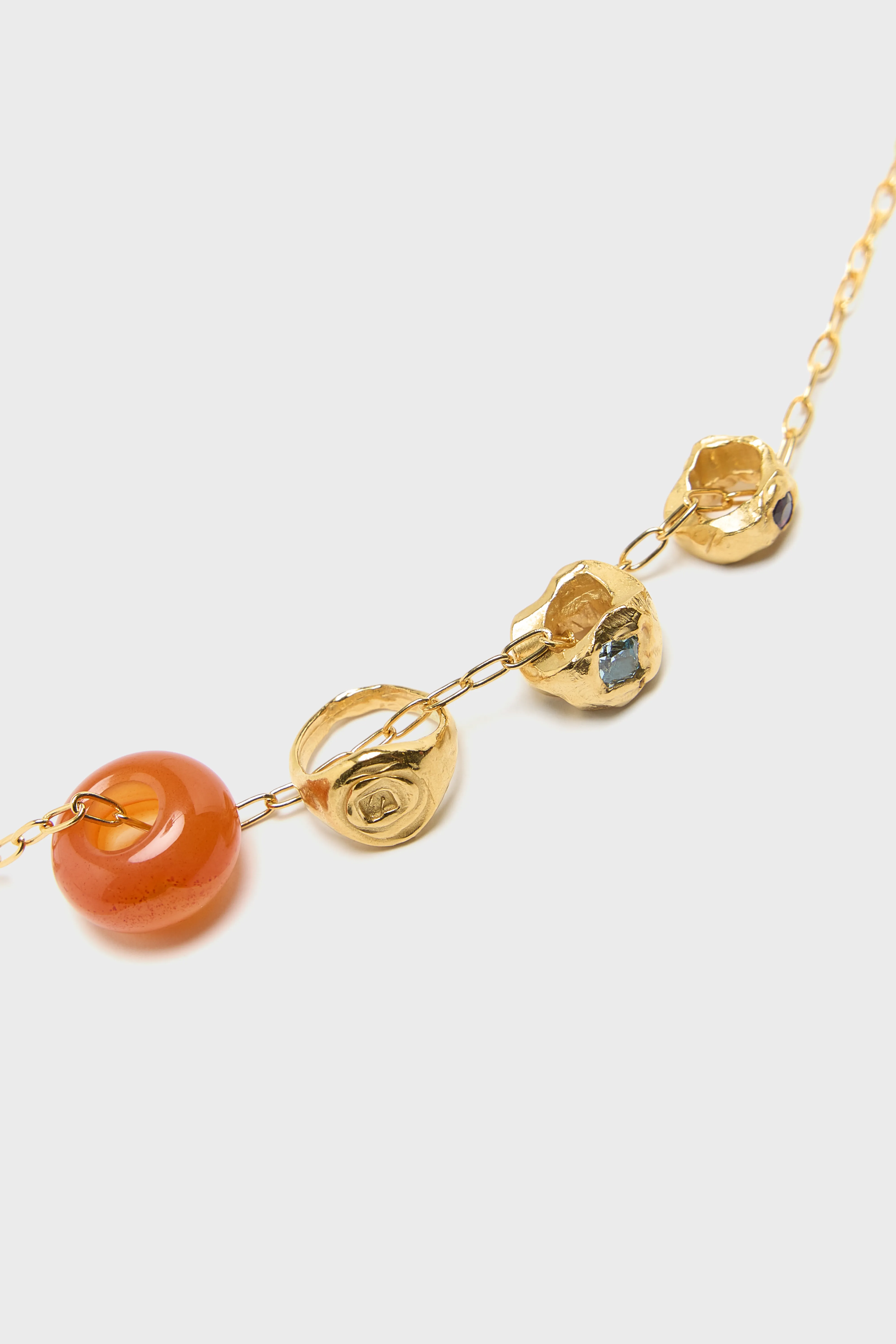 La Nieta Alicia Necklace  (261 / W / GOLD) - Image 3