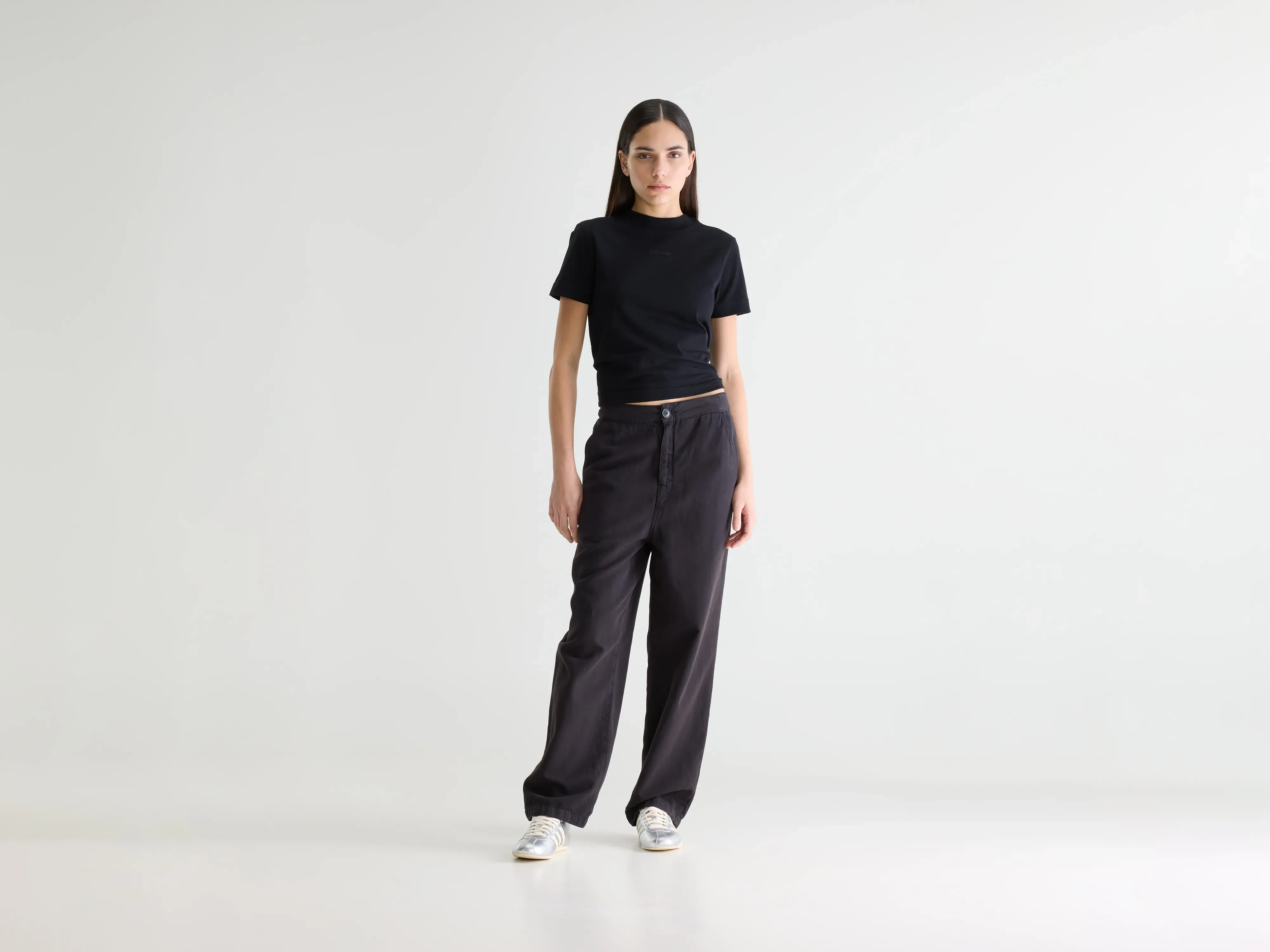 Pasop off-black relaxed trousers (252 / W / OFF BLACK)