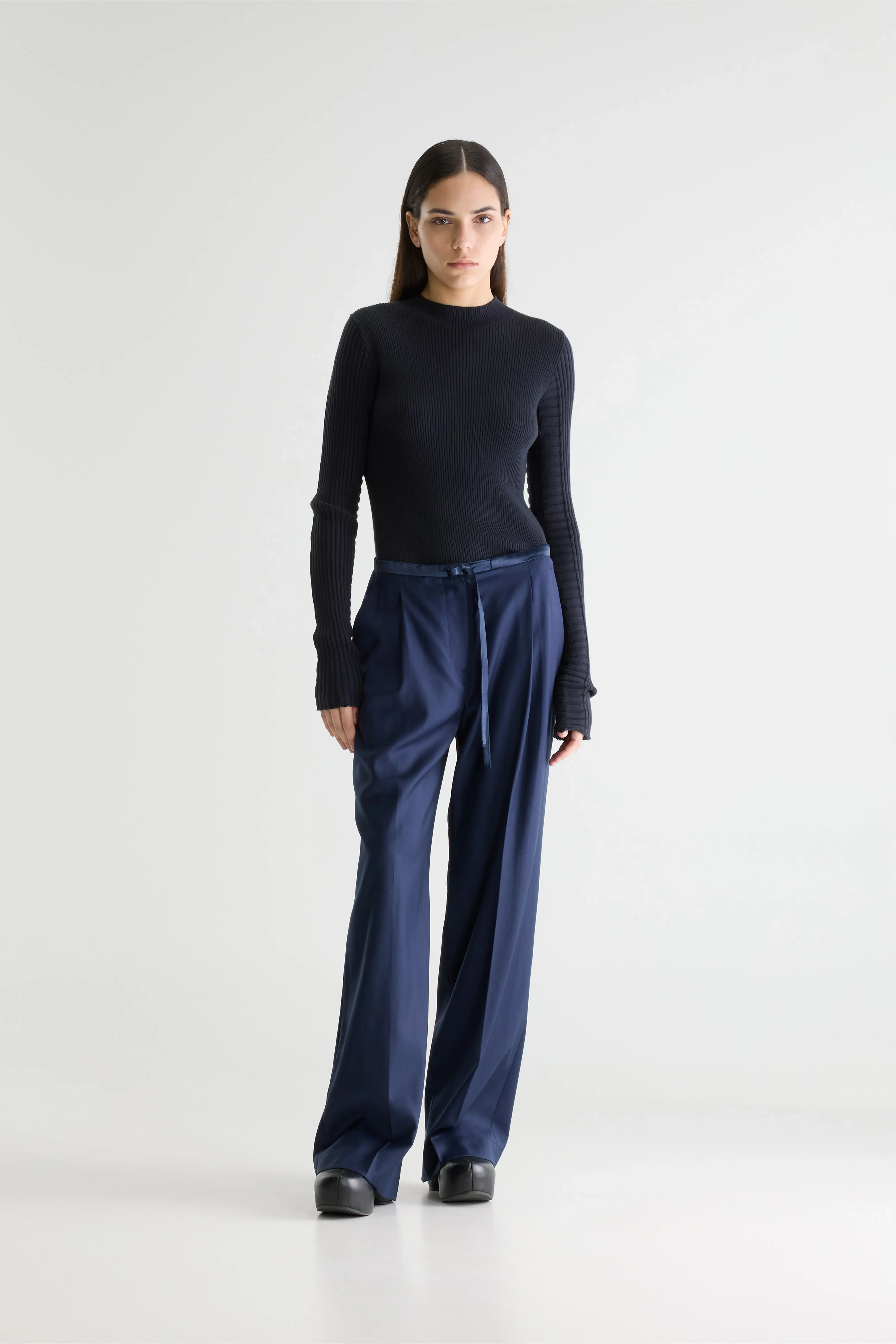 Vestal regular trousers (261 / W / NAVAL) - Image 2