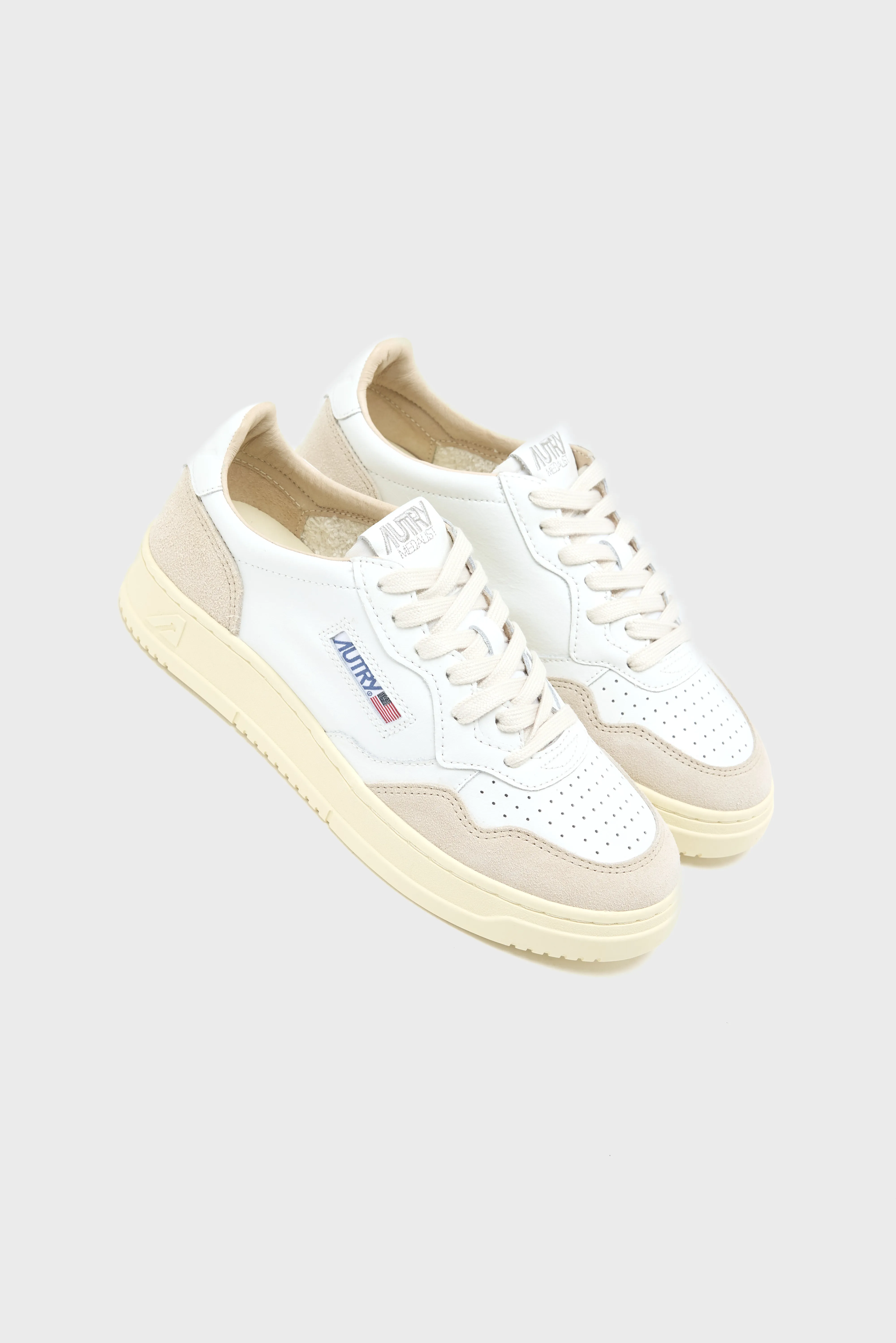 Medalist Low for Women (251 / W / WHITE) - Image 7