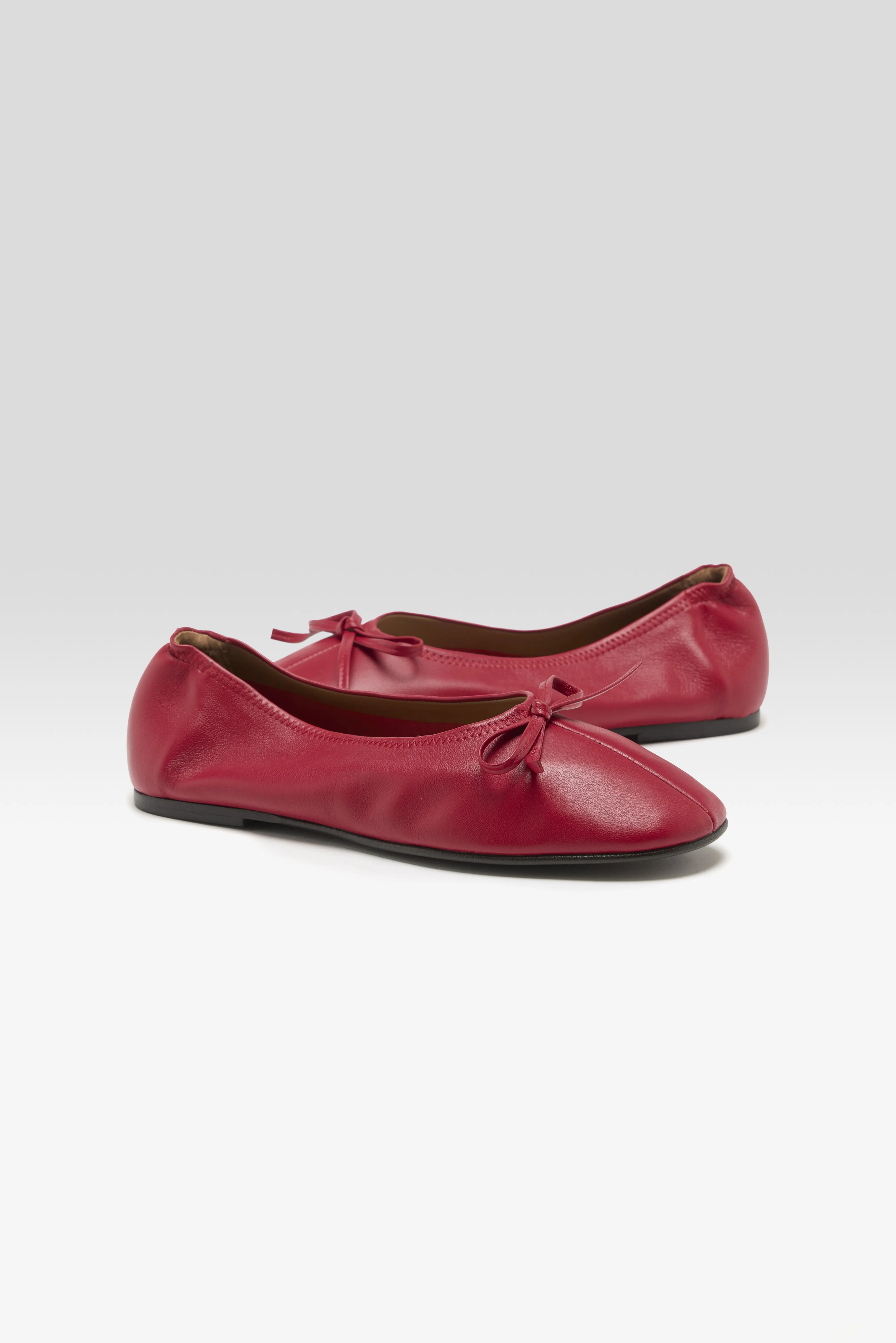 Blaise Ballerinas  (261 / W / RED) - Image 3