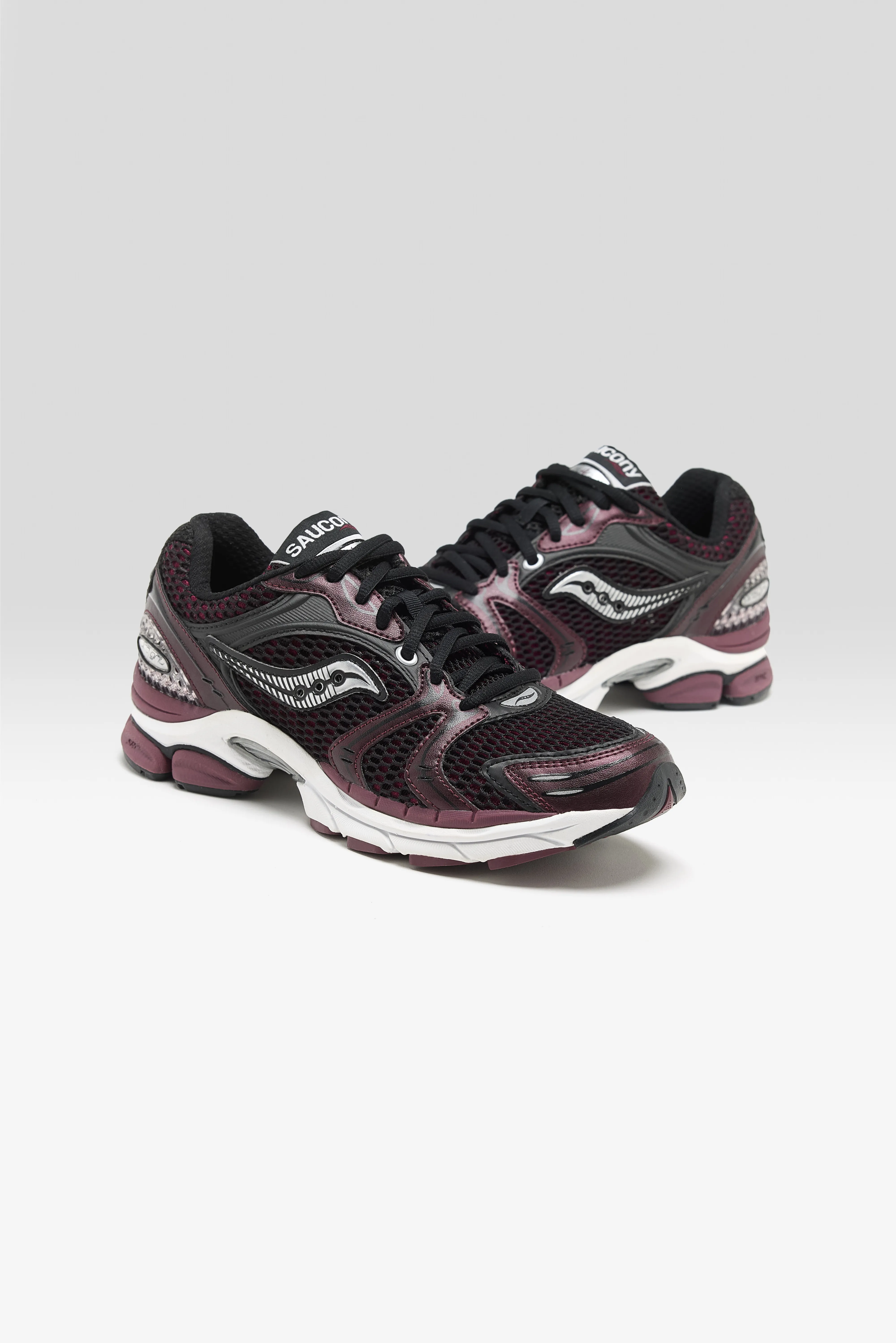 ProGrid Triumph 4 for Women (252 / W / RED) - Image 3
