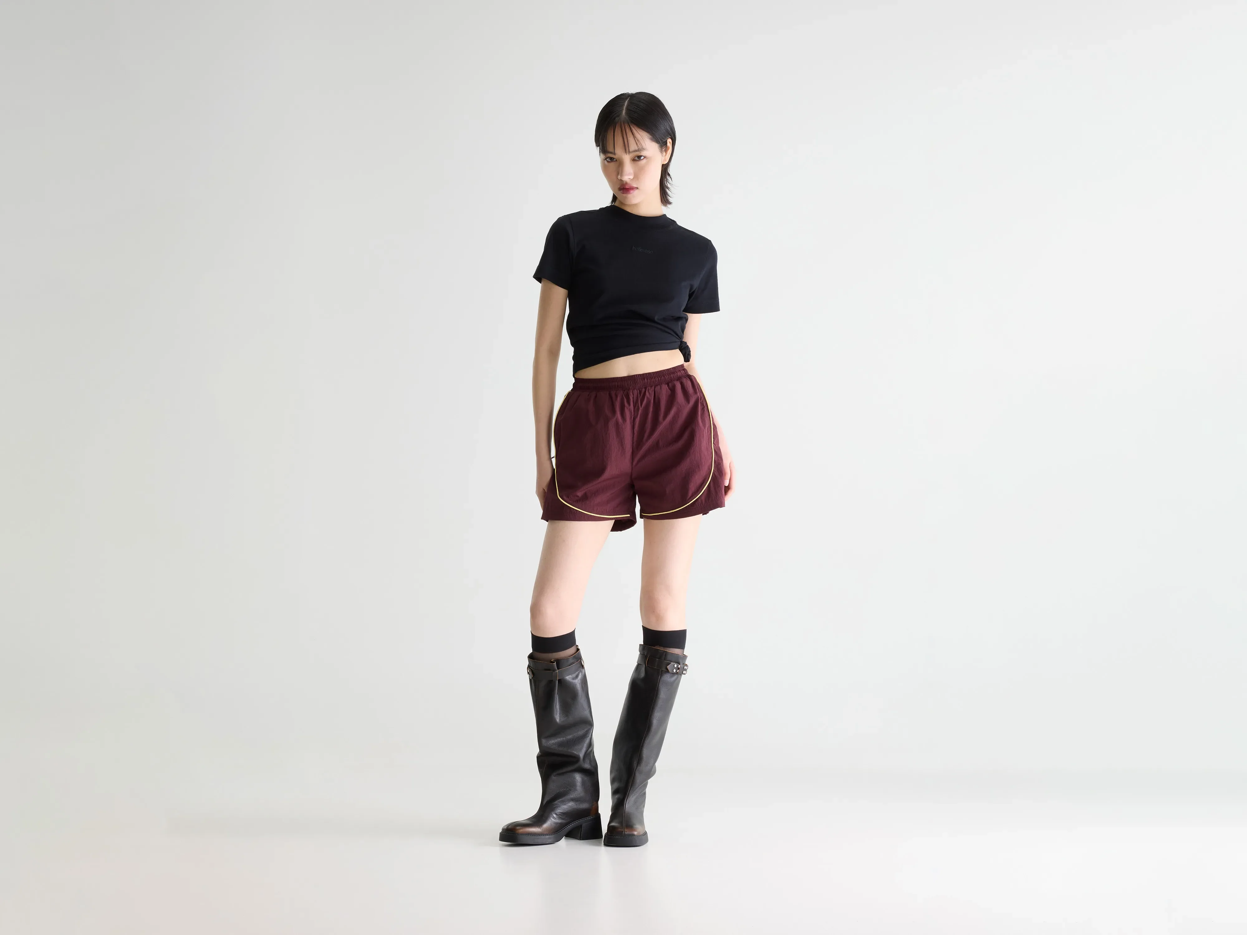 Tinto sporty shorts (261 / W / WINE)