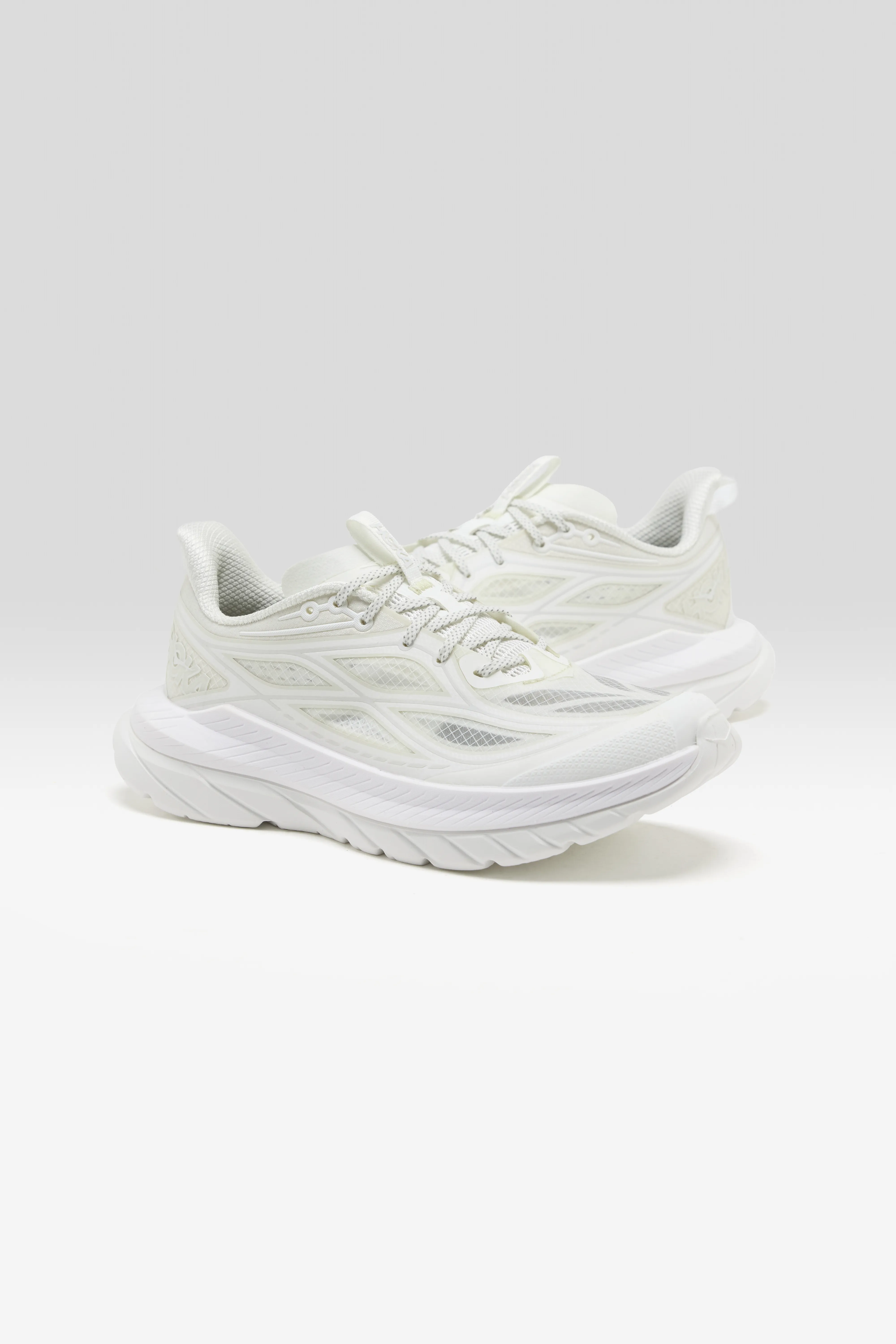 Mach Remastered for Women  (261 / W / WHITE) - Image 3