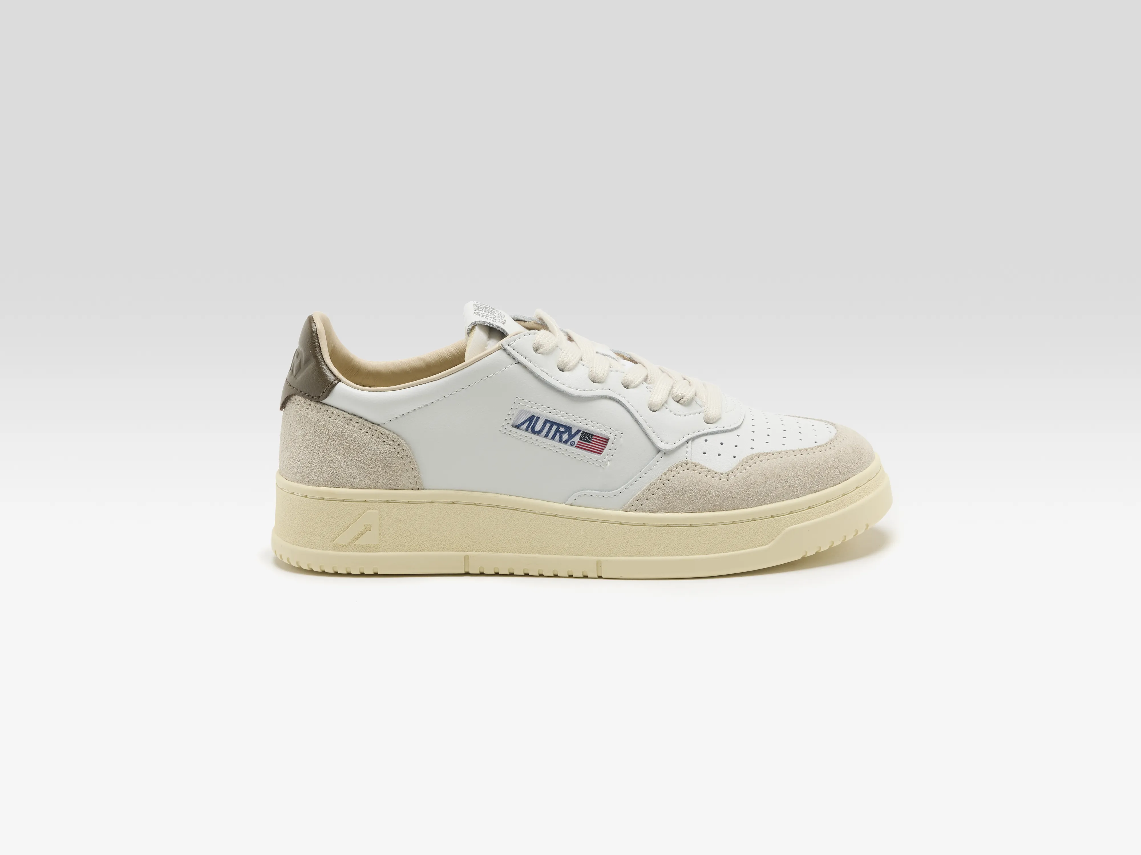 Medalist Low for Women  (261 / W / WHITE)