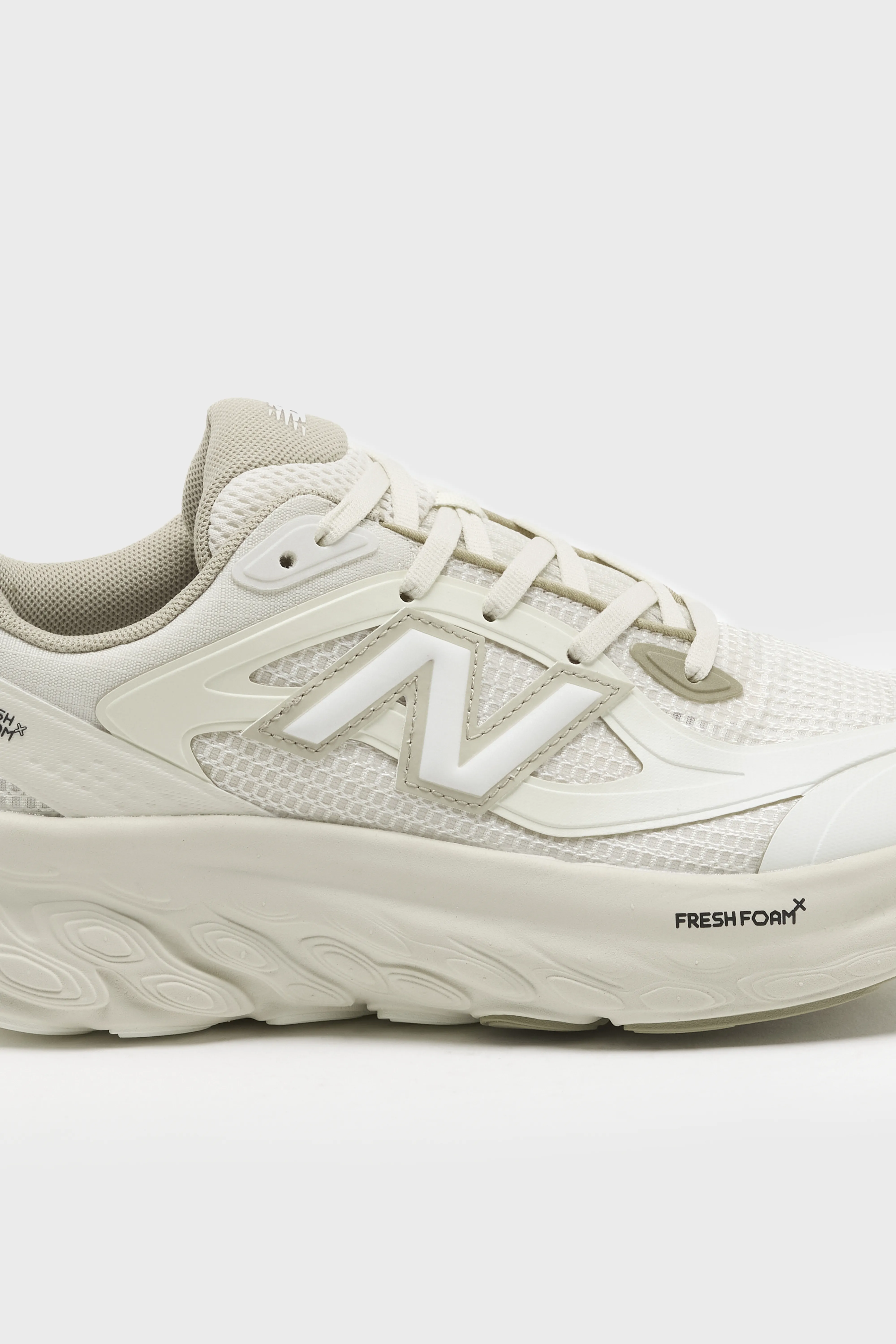 Fresh Foam Trainer for Women  (261 / W / OFF WHITE) - Image 5