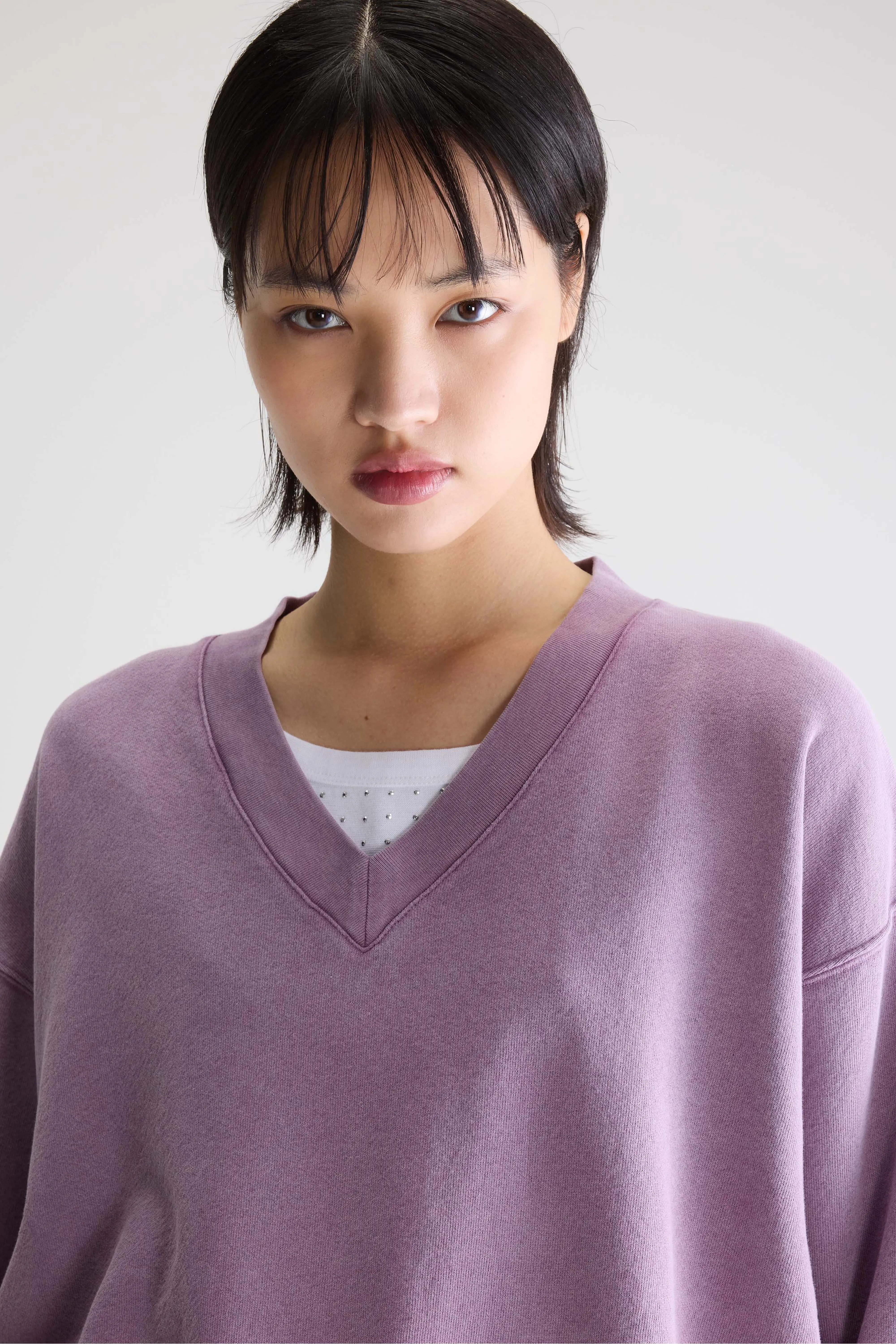 Varola v-neck sweatshirt (261 / W / CROCUS) - Image 5