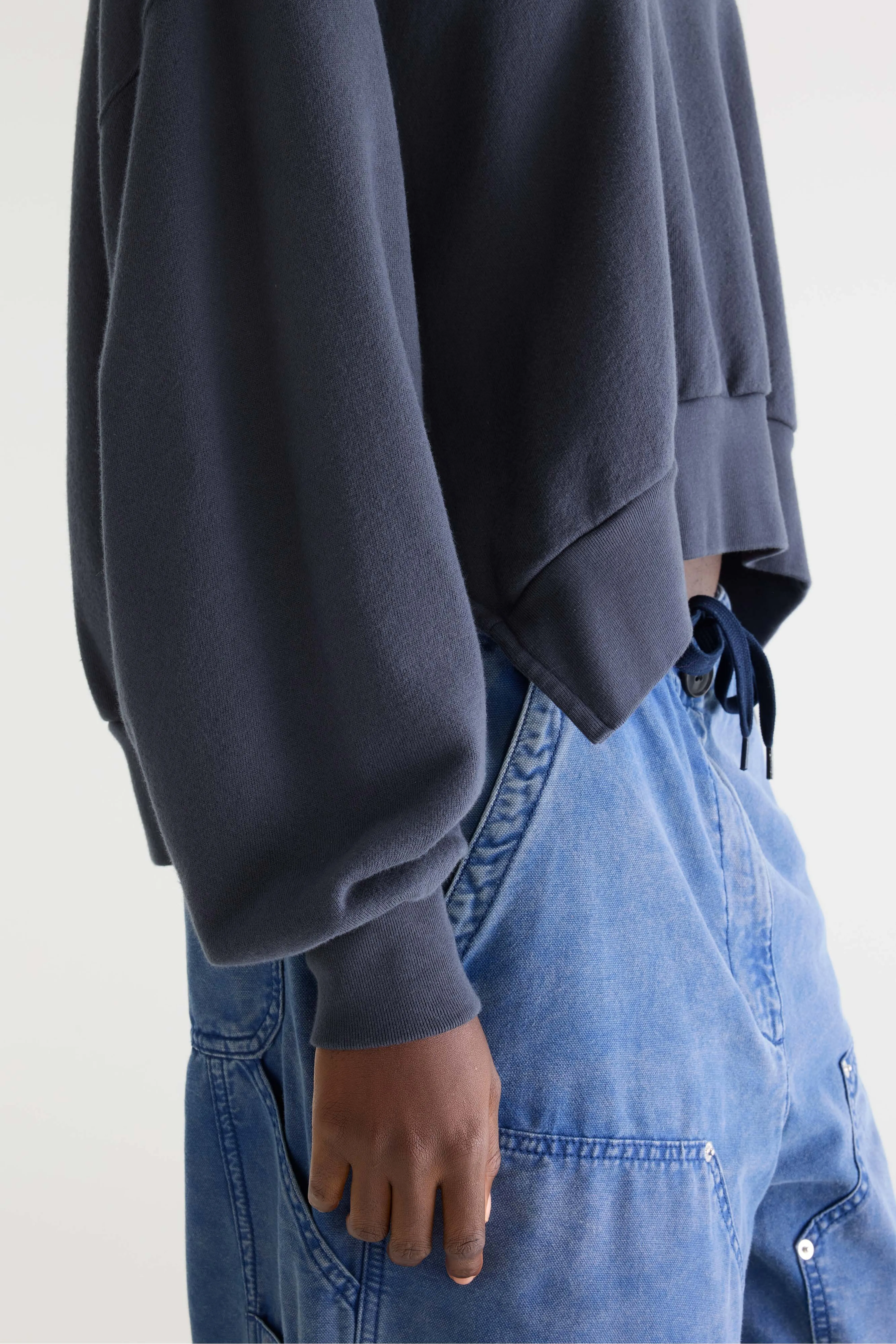 Varola v-neck navy sweatshirt (262 / W / NAVY) - Image 6