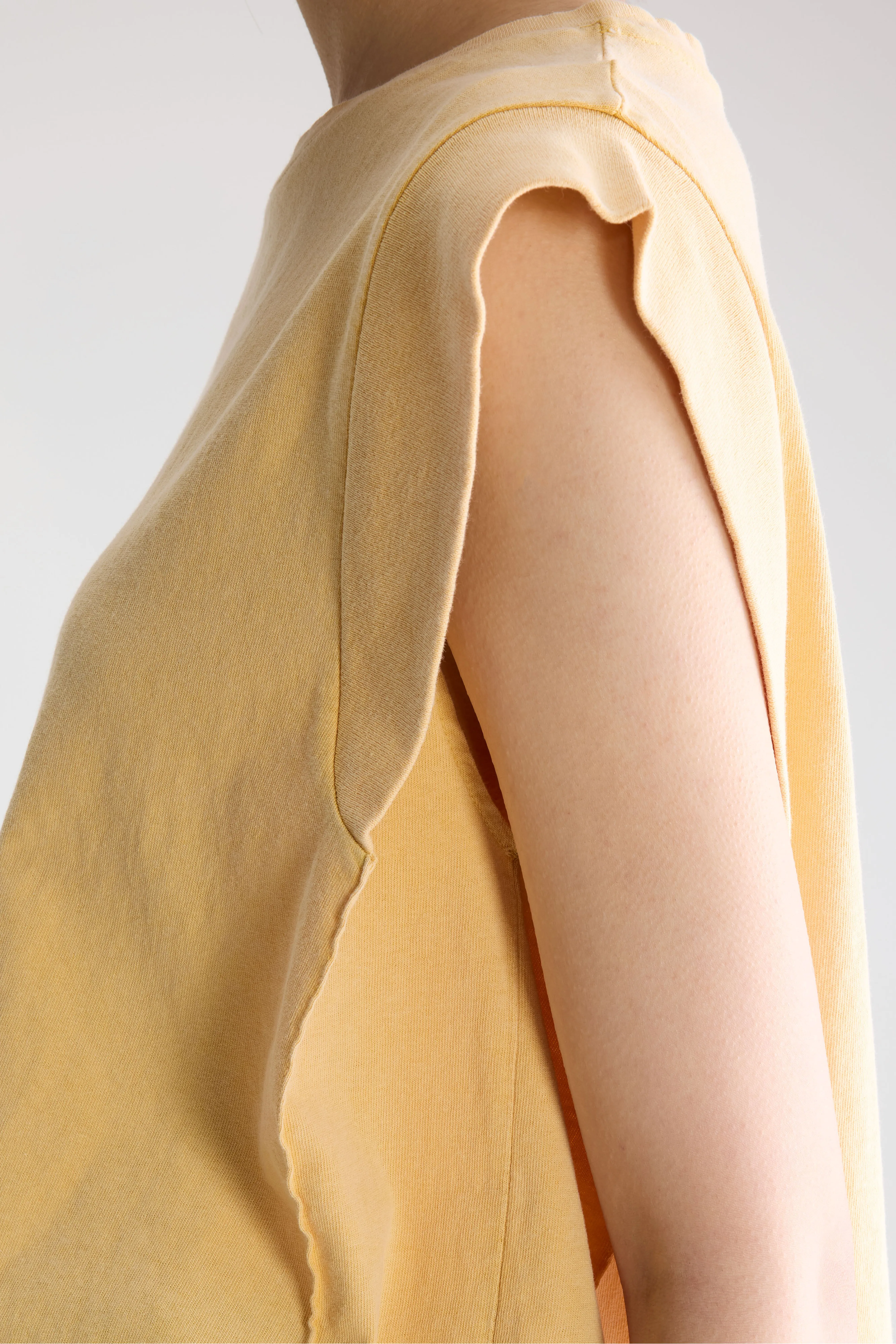 Vruno sleeveless t-shirt  (261 / W / SUNLIGHT) - Image 5